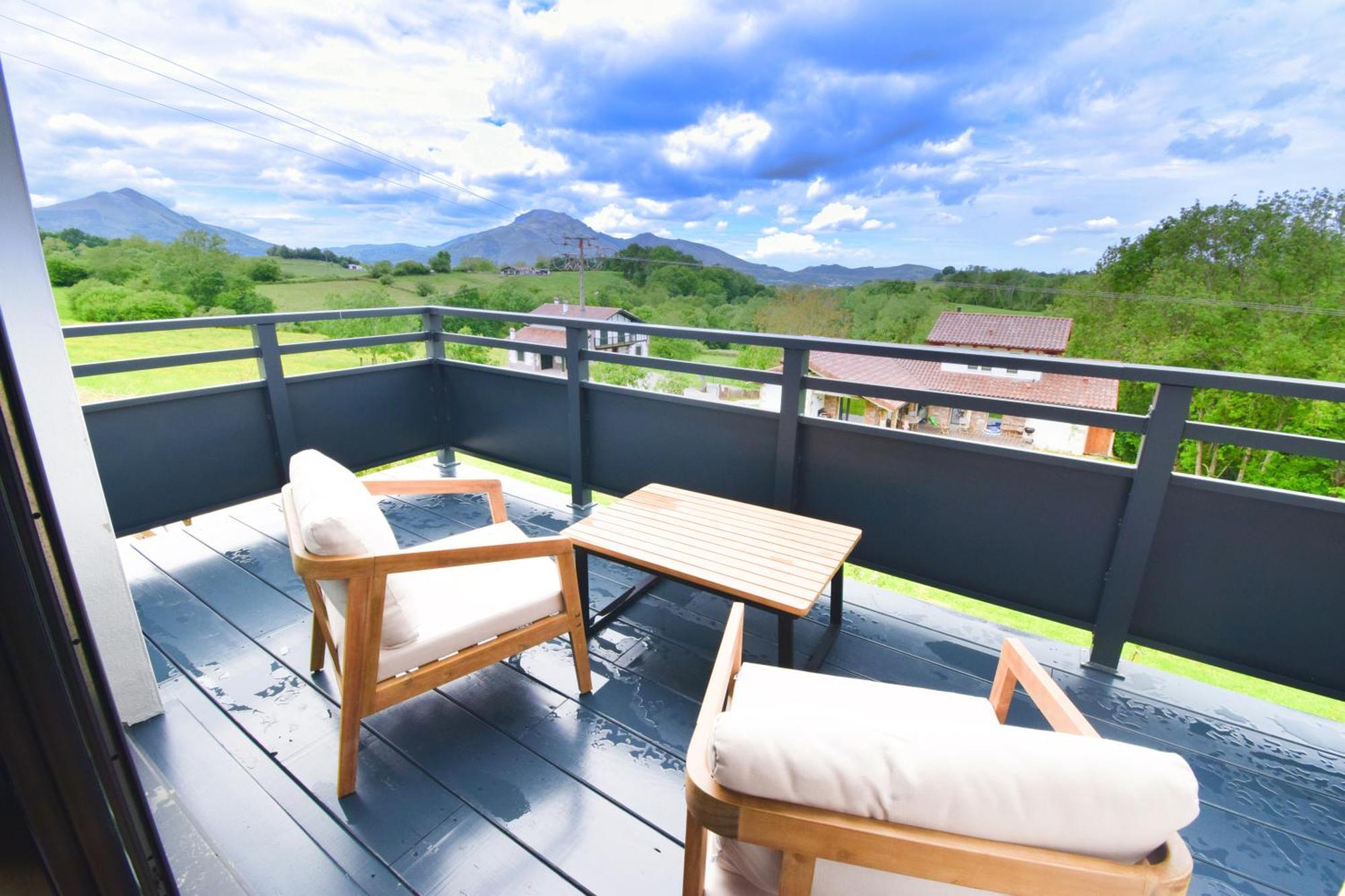 Appartement Vue Montagnes - Axuria Zugarramurdi Luaran gambar